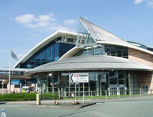 Manchester Airport station